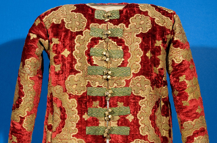 Veșmânt din brocart cu fir de aur. Țara Românească, circa 1490.