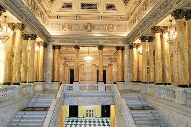 MNAR Scara voievozilor